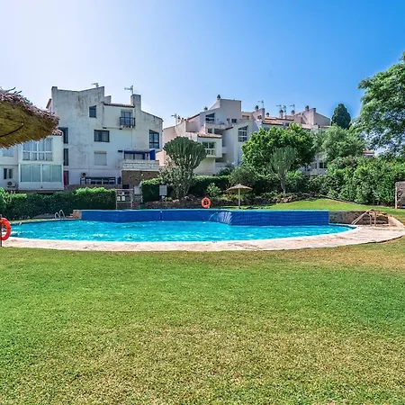 Golden Bay Appartement *